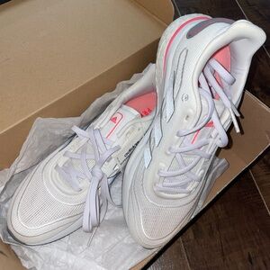 Adidas Supernovas